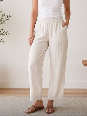 Old Navy Cream Straight-Leg Pull-On Pants